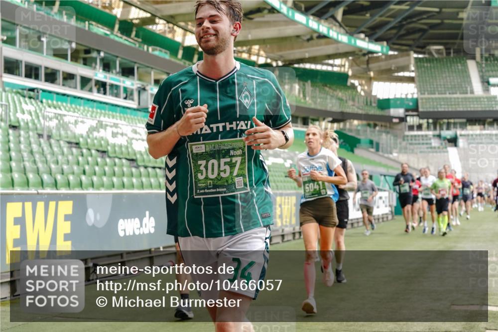 13.09.2026 - 21. swb-Marathon Bremen Michael Burmester http://msf.ph/oto/10466057 13.09.2026 12:56:45 Laufen im Stadion 307, 411, 431, 465, 655, 769, 776, 854, 857, 876, 913, 926, 948, 1010, 1058, 1130, 1254, 1537, 1601, 1645, 1750, 1809, 1900, 1972, 2001, 2040, 2051, 2075, 2122, 2260, 2319, 2324, 2402, 2473, 2493, 2535, 2604, 2634, 2640, 2671, 2761, 2812, 2904, 2948, 3051, 3057, 3078, 3119, 3192, 3202, 3290, 3348, 3411, 3450, 3458, 3508, 3514, 3634, 3690, 3706, 3760, 3813, 3866, 3939, 4101, 4135, 4137, 4171, 4316, 4319, 4413, 4455, 4479, 4733, 5277, 5430, 5530, 6106, 2498, 3085 meine-sportfotos.de
