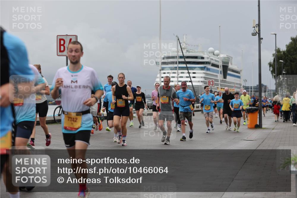 13.09.2026 - Kiel Lauf Andreas Tolksdorf http://msf.ph/oto/10466064 13.09.2026 12:06:56 Kiellinie 3, 7342 meine-sportfotos.de