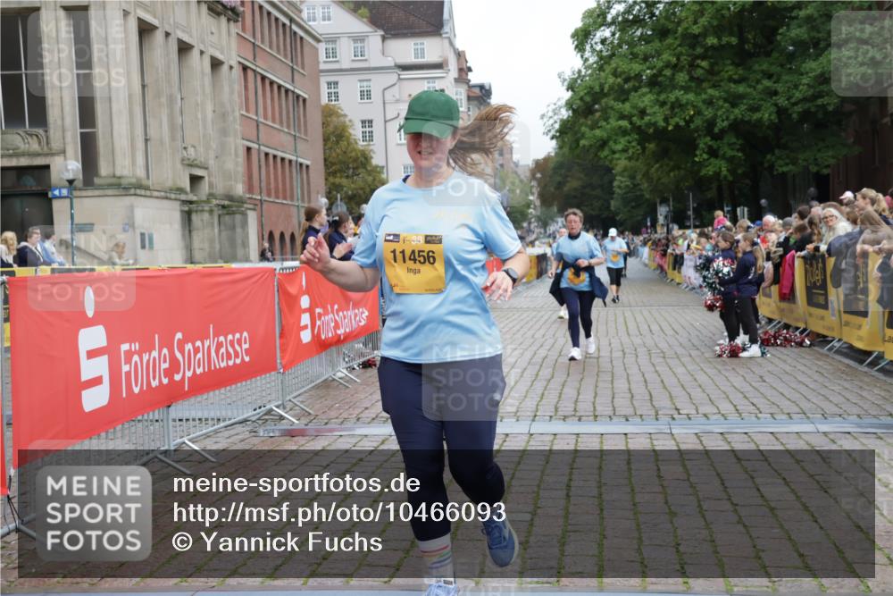 13.09.2026 - Kiel Lauf Yannick Fuchs http://msf.ph/oto/10466093 13.09.2026 09:59:51 Ziel 2252, 7339, 7512, 9332, 11456, 2967, 6306, 9332, 10357, 11828, 8828, 10473, 225, 5489, 11828 meine-sportfotos.de