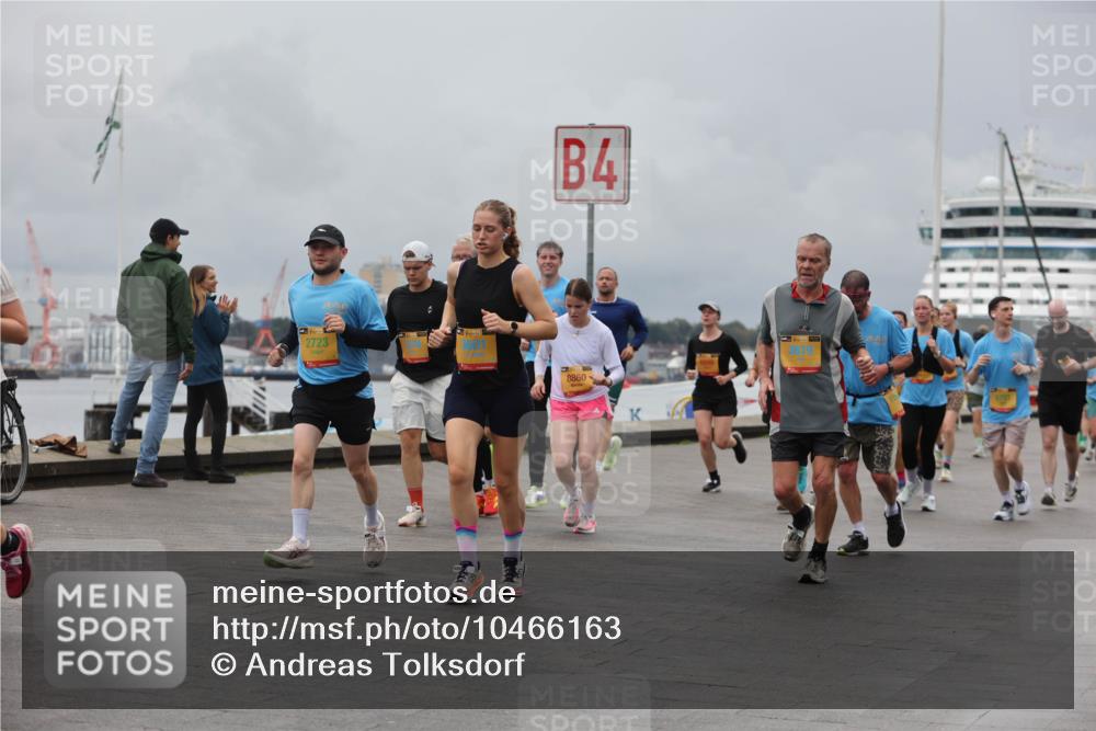 13.09.2026 - Kiel Lauf Andreas Tolksdorf http://msf.ph/oto/10466163 13.09.2026 12:06:58 Kiellinie 2723, 4, 8860, 3619 meine-sportfotos.de