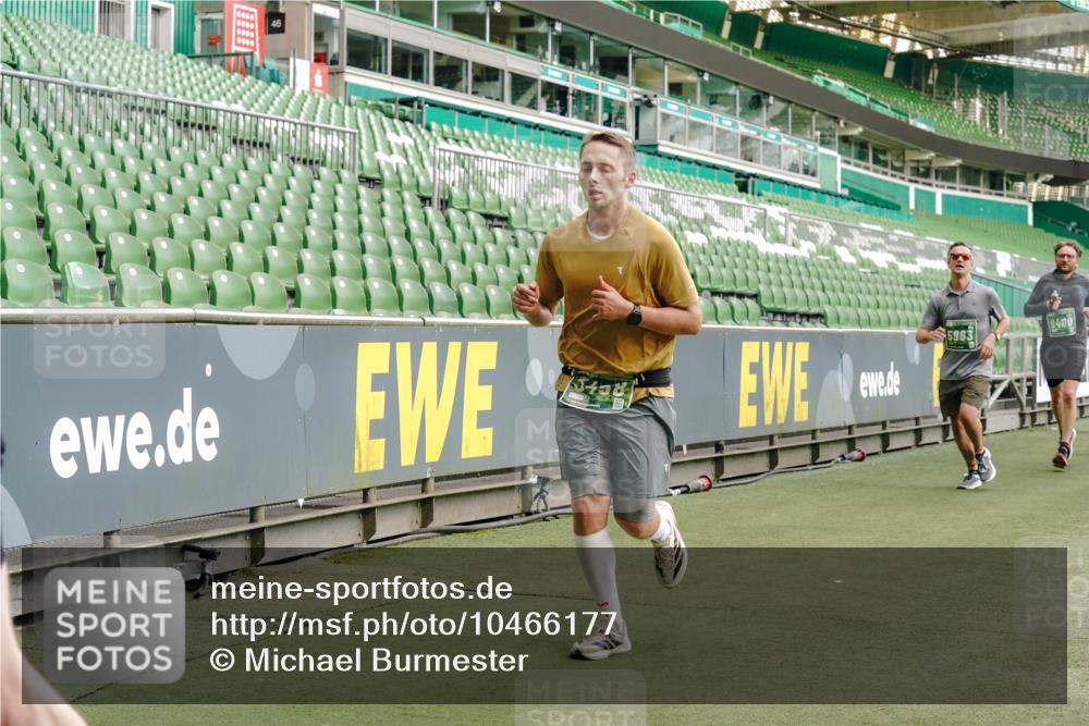 13.09.2026 - 21. swb-Marathon Bremen Michael Burmester http://msf.ph/oto/10466177 13.09.2026 12:56:48 Laufen im Stadion 307, 411, 431, 465, 655, 769, 776, 854, 857, 876, 913, 926, 948, 1010, 1058, 1130, 1254, 1537, 1601, 1645, 1750, 1809, 1900, 1972, 2001, 2040, 2051, 2075, 2122, 2260, 2319, 2324, 2402, 2473, 2493, 2535, 2604, 2634, 2640, 2671, 2761, 2812, 2904, 2948, 3051, 3057, 3078, 3119, 3192, 3202, 3290, 3348, 3411, 3450, 3458, 3508, 3514, 3634, 3685, 3690, 3760, 3813, 3866, 3939, 4101, 4135, 4137, 4171, 4316, 4319, 4413, 4455, 4479, 4733, 5277, 5430, 5530, 6106, 2498, 3085 meine-sportfotos.de