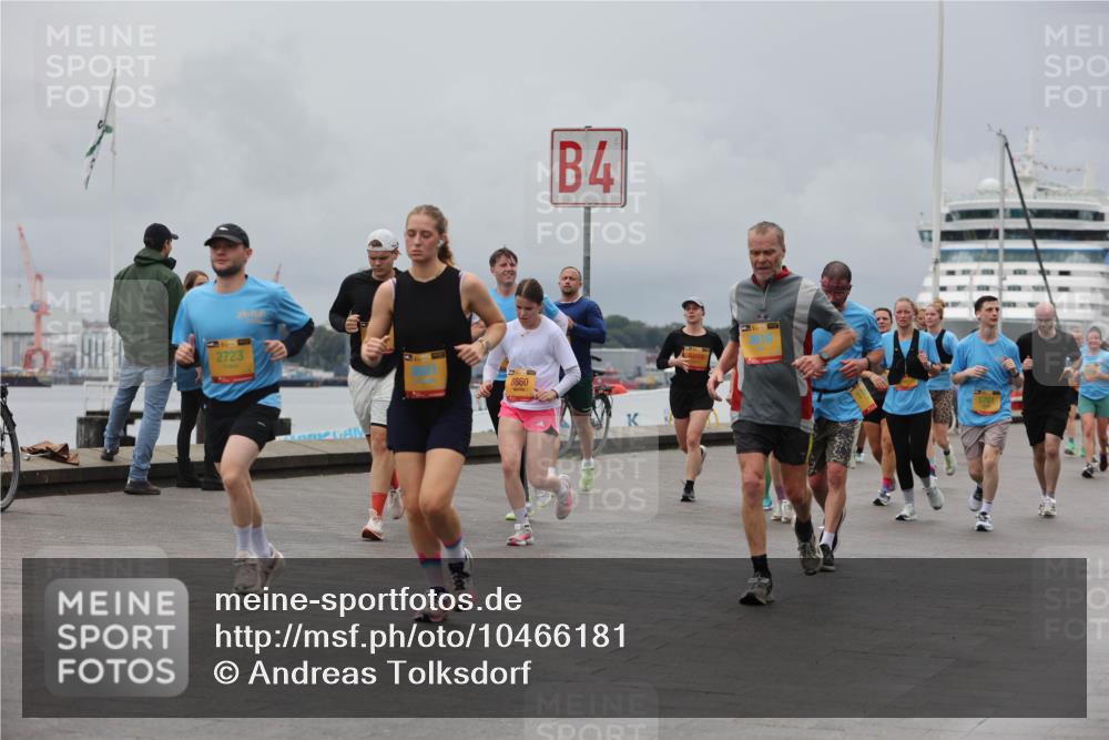 13.09.2026 - Kiel Lauf Andreas Tolksdorf http://msf.ph/oto/10466181 13.09.2026 12:06:59 Kiellinie 2723, 8860, 4 meine-sportfotos.de