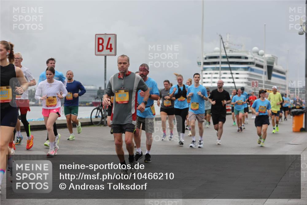 13.09.2026 - Kiel Lauf Andreas Tolksdorf http://msf.ph/oto/10466210 13.09.2026 12:07:00 Kiellinie 4, 8860, 39, 3619, 5701, 3 meine-sportfotos.de