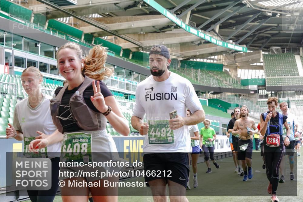 13.09.2026 - 21. swb-Marathon Bremen Michael Burmester http://msf.ph/oto/10466212 13.09.2026 13:13:22 Laufen im Stadion 118, 183, 270, 278, 349, 460, 514, 576, 600, 631, 695, 702, 933, 950, 1005, 1143, 1226, 1286, 1334, 1392, 1408, 1426, 1573, 1596, 1641, 1991, 2005, 2024, 2035, 2079, 2264, 2336, 2377, 2387, 2398, 2412, 2439, 2457, 2461, 2478, 2505, 2521, 2540, 2612, 2665, 2673, 2684, 2693, 2765, 2773, 2792, 2815, 2816, 2850, 2860, 2884, 2895, 2921, 2963, 2966, 2972, 2975, 3016, 3111, 3143, 3155, 3209, 3253, 3277, 3293, 3304, 3308, 3313, 3378, 3405, 3434, 3653, 3661 meine-sportfotos.de