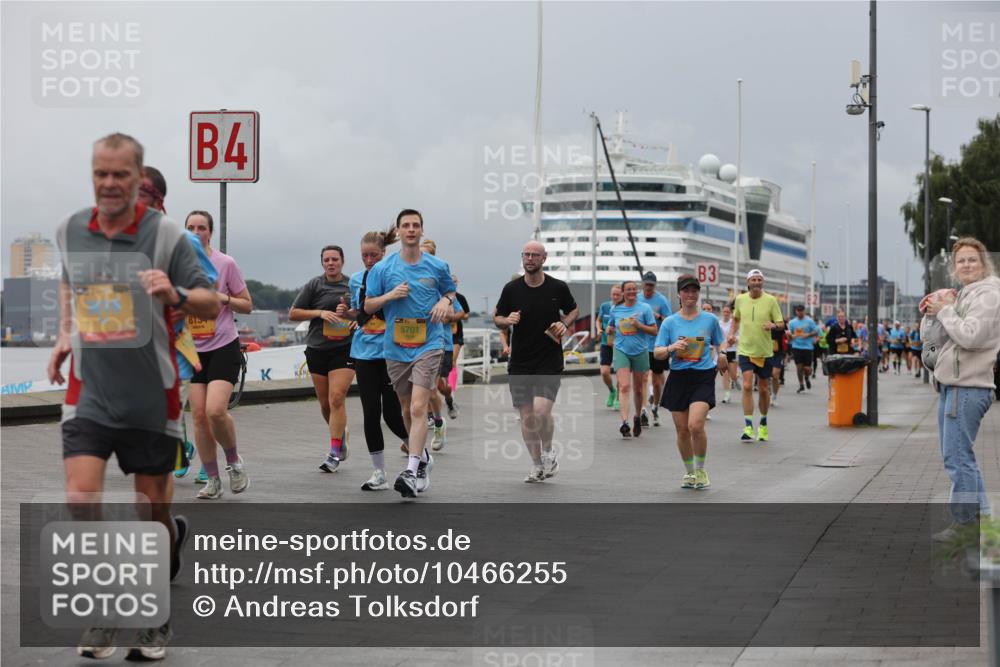 13.09.2026 - Kiel Lauf Andreas Tolksdorf http://msf.ph/oto/10466255 13.09.2026 12:07:01 Kiellinie 4, 8154, 5701, 3 meine-sportfotos.de