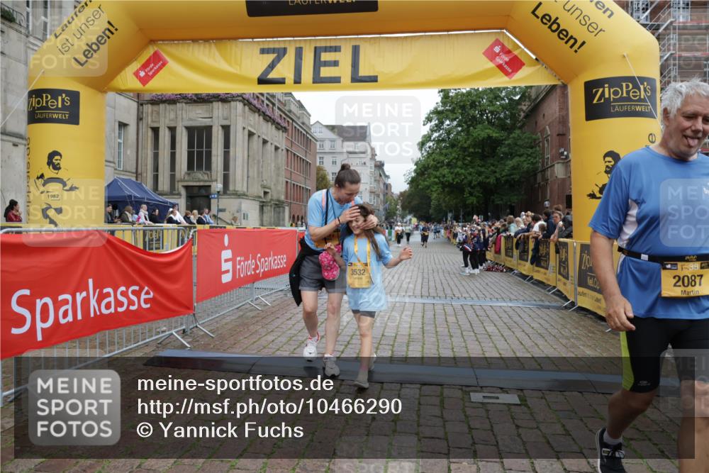13.09.2026 - Kiel Lauf Yannick Fuchs http://msf.ph/oto/10466290 13.09.2026 10:00:27 Ziel 2087, 3531, 2252, 8828, 10473, 1396, 1566, 6137, 6430, 10169, 2252, 7339, 7512, 11456 meine-sportfotos.de