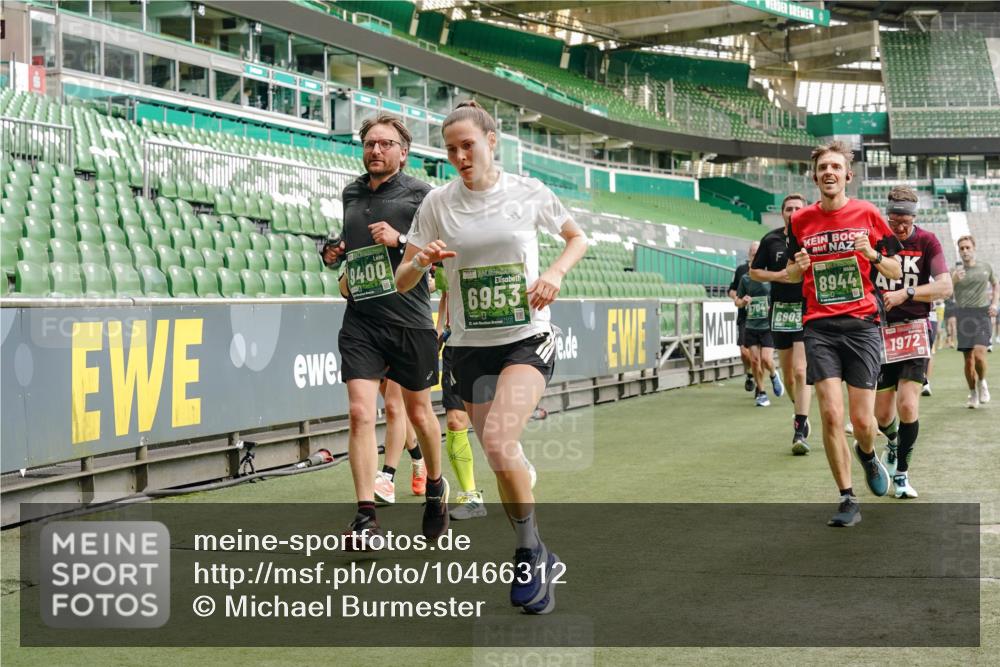 13.09.2026 - 21. swb-Marathon Bremen Michael Burmester http://msf.ph/oto/10466312 13.09.2026 12:56:51 Laufen im Stadion 307, 334, 411, 431, 465, 655, 769, 776, 854, 857, 876, 913, 926, 948, 1010, 1058, 1130, 1254, 1537, 1601, 1645, 1750, 1809, 1900, 1972, 2001, 2040, 2051, 2075, 2122, 2260, 2319, 2324, 2402, 2473, 2493, 2535, 2604, 2634, 2640, 2671, 2761, 2812, 2904, 2948, 3051, 3057, 3078, 3119, 3192, 3202, 3290, 3348, 3411, 3450, 3458, 3508, 3514, 3634, 3685, 3690, 3760, 3813, 3866, 3939, 4101, 4135, 4171, 4316, 4319, 4413, 4455, 4479, 4733, 5277, 5430, 5530, 6106, 2498, 3085 meine-sportfotos.de