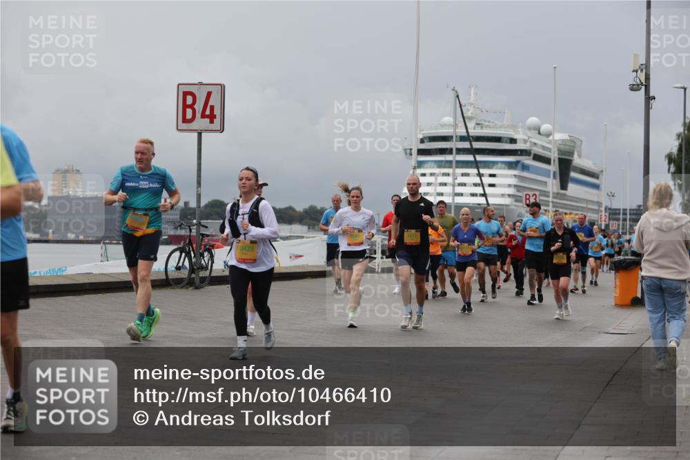 13.09.2026 - Kiel Lauf Andreas Tolksdorf http://msf.ph/oto/10466410 13.09.2026 12:07:10 Kiellinie 4, 10429, 3472, 3 meine-sportfotos.de