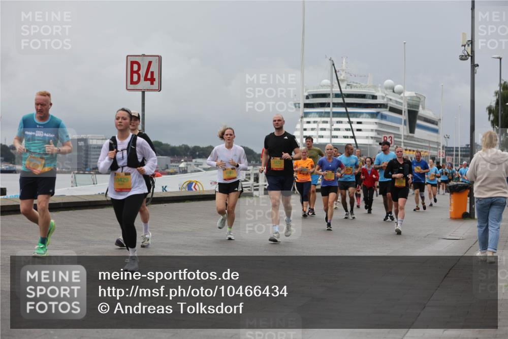 13.09.2026 - Kiel Lauf Andreas Tolksdorf http://msf.ph/oto/10466434 13.09.2026 12:07:11 Kiellinie 4, 10429, 3472, 3 meine-sportfotos.de