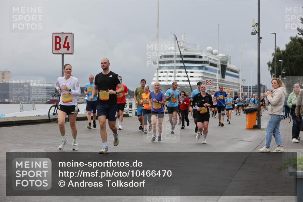 13.09.2026 - Kiel Lauf Andreas Tolksdorf http://msf.ph/oto/10466470 13.09.2026 12:07:12 Kiellinie 4, 4593, 3472, 4716, 3 meine-sportfotos.de