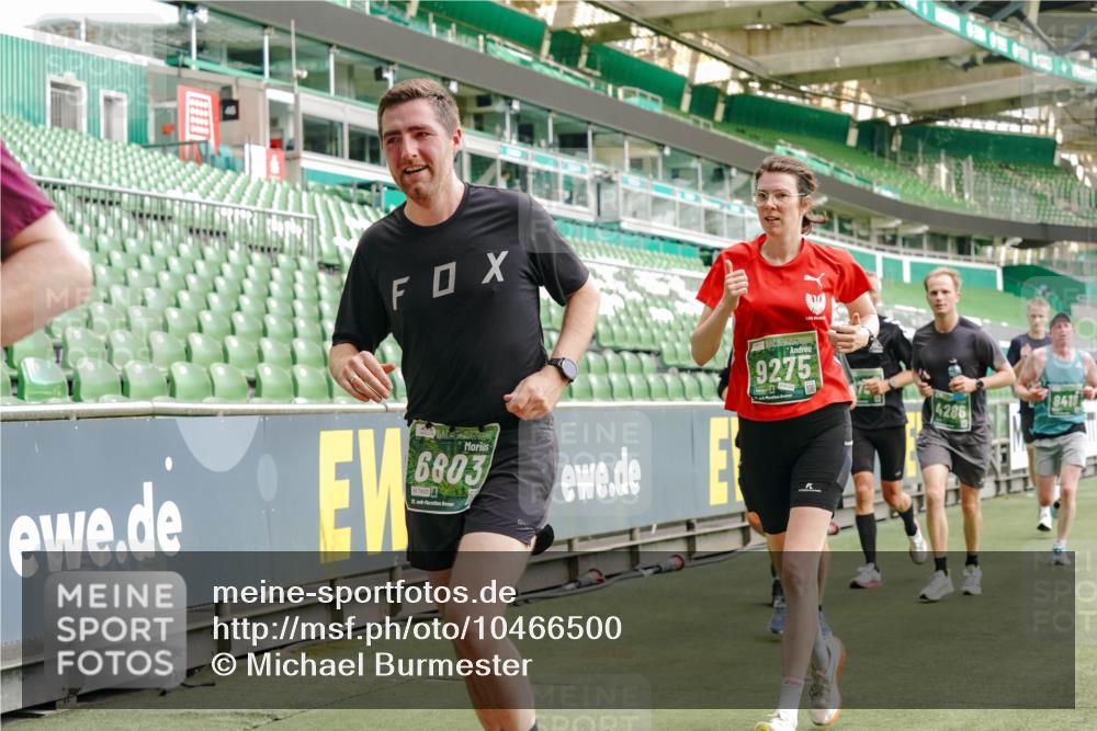 13.09.2026 - 21. swb-Marathon Bremen Michael Burmester http://msf.ph/oto/10466500 13.09.2026 12:56:54 Laufen im Stadion 307, 334, 411, 431, 465, 655, 769, 776, 854, 857, 876, 913, 926, 948, 1010, 1058, 1130, 1254, 1535, 1537, 1601, 1645, 1750, 1809, 1900, 1972, 2001, 2040, 2051, 2075, 2122, 2260, 2324, 2402, 2473, 2493, 2535, 2604, 2634, 2640, 2671, 2761, 2812, 2903, 2904, 2948, 3051, 3057, 3078, 3119, 3192, 3202, 3290, 3348, 3411, 3450, 3458, 3508, 3514, 3634, 3685, 3690, 3760, 3813, 3866, 3939, 4101, 4135, 4171, 4316, 4319, 4413, 4455, 4479, 4733, 5277, 5430, 5530 meine-sportfotos.de