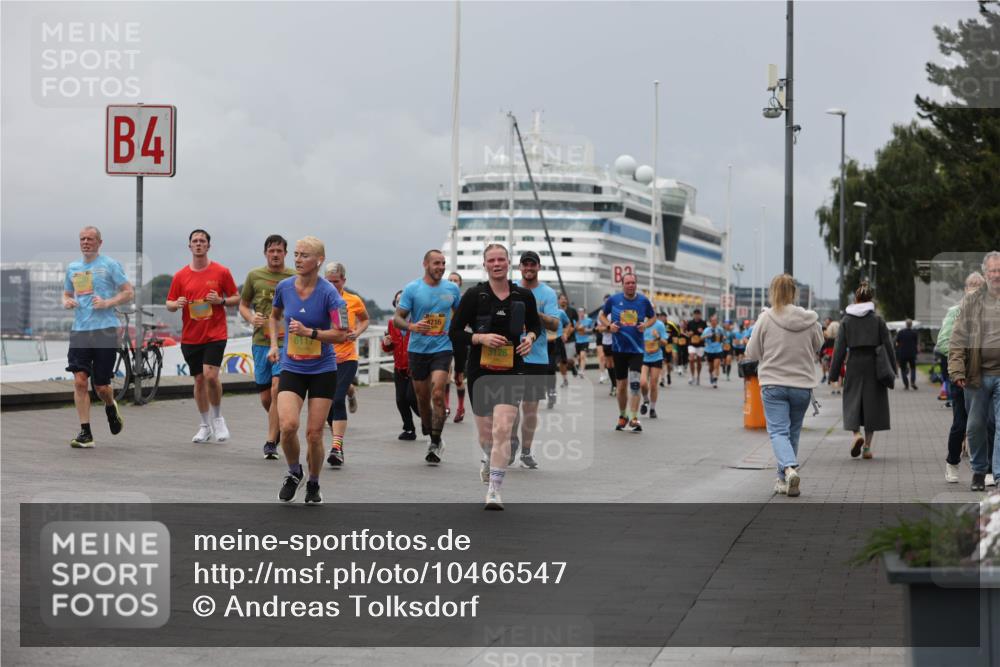 13.09.2026 - Kiel Lauf Andreas Tolksdorf http://msf.ph/oto/10466547 13.09.2026 12:07:15 Kiellinie 4, 6117, 4716, 3128 meine-sportfotos.de