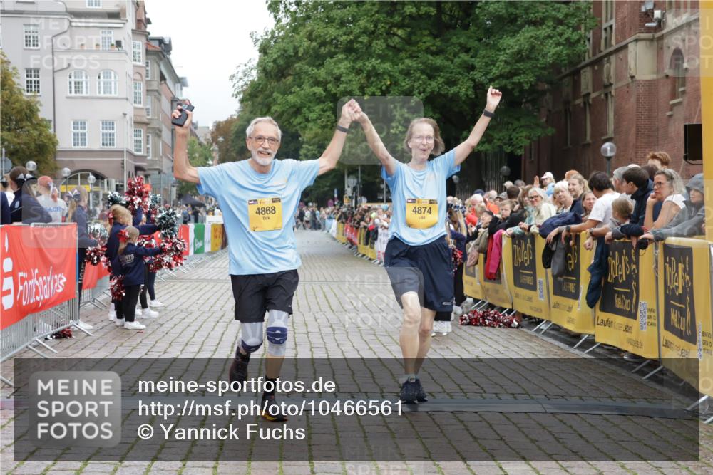 13.09.2026 - Kiel Lauf Yannick Fuchs http://msf.ph/oto/10466561 13.09.2026 10:00:54 Ziel 4868, 4874, 1396, 1566, 2087, 3531, 6137, 6430, 10169, 293, 5497, 2087, 3531 meine-sportfotos.de