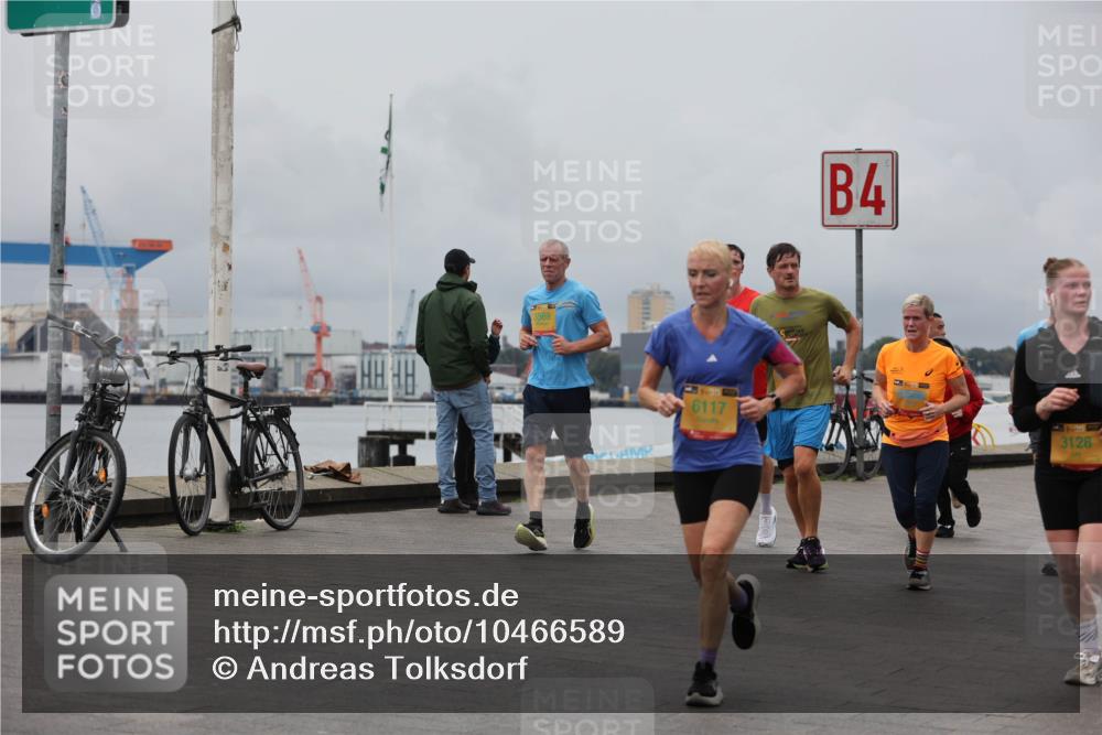 13.09.2026 - Kiel Lauf Andreas Tolksdorf http://msf.ph/oto/10466589 13.09.2026 12:07:17 Kiellinie 3569, 4, 6117, 3128 meine-sportfotos.de