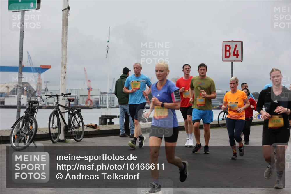 13.09.2026 - Kiel Lauf Andreas Tolksdorf http://msf.ph/oto/10466611 13.09.2026 12:07:17 Kiellinie 3569, 4, 6117, 1834, 3128 meine-sportfotos.de