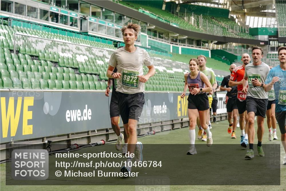 13.09.2026 - 21. swb-Marathon Bremen Michael Burmester http://msf.ph/oto/10466784 13.09.2026 12:57:02 Laufen im Stadion 307, 334, 411, 431, 465, 655, 769, 776, 854, 857, 876, 909, 926, 948, 1010, 1130, 1254, 1535, 1537, 1601, 1750, 1752, 1809, 1881, 1900, 1972, 2001, 2040, 2051, 2075, 2122, 2260, 2324, 2371, 2402, 2423, 2473, 2493, 2535, 2604, 2634, 2640, 2671, 2761, 2812, 2903, 2904, 2948, 3051, 3078, 3119, 3182, 3202, 3290, 3348, 3411, 3450, 3458, 3508, 3514, 3634, 3685, 3690, 3760, 3813, 3866, 3939, 4101, 4135, 4171, 4316, 4319, 4413, 4455, 4479, 4733, 5277, 5430, 5530 meine-sportfotos.de