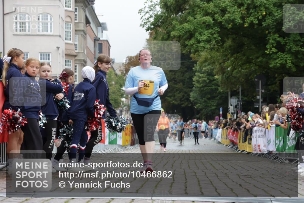 13.09.2026 - Kiel Lauf Yannick Fuchs http://msf.ph/oto/10466862 13.09.2026 10:01:58 Ziel 844, 4702, 2574, 4702, 3917, 4135, 6719, 8730 meine-sportfotos.de