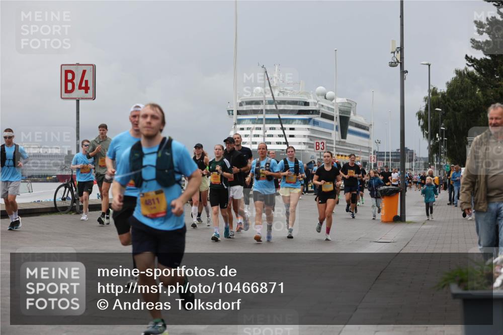 13.09.2026 - Kiel Lauf Andreas Tolksdorf http://msf.ph/oto/10466871 13.09.2026 12:07:30 Kiellinie 4, 4811, 3, 701 meine-sportfotos.de