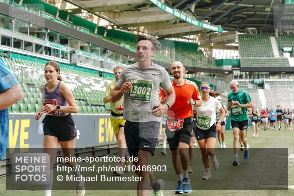 13.09.2026 - 21. swb-Marathon Bremen Michael Burmester http://msf.ph/oto/10466903 13.09.2026 12:57:04 Laufen im Stadion 307, 334, 411, 431, 465, 655, 769, 776, 854, 857, 876, 909, 926, 948, 1010, 1130, 1254, 1535, 1537, 1601, 1750, 1752, 1809, 1881, 1900, 1972, 2001, 2040, 2046, 2051, 2075, 2122, 2260, 2324, 2371, 2402, 2423, 2473, 2493, 2535, 2604, 2634, 2640, 2671, 2761, 2812, 2903, 2904, 2948, 3051, 3078, 3119, 3182, 3202, 3290, 3348, 3411, 3450, 3458, 3508, 3514, 3634, 3685, 3690, 3760, 3813, 3866, 3939, 4101, 4135, 4171, 4316, 4319, 4413, 4455, 4479, 4733, 5277, 5430 meine-sportfotos.de
