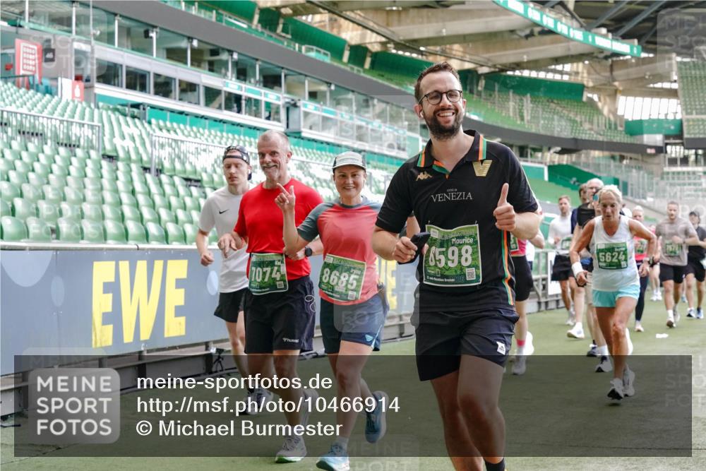 13.09.2026 - 21. swb-Marathon Bremen Michael Burmester http://msf.ph/oto/10466914 13.09.2026 13:13:32 Laufen im Stadion 118, 183, 270, 278, 349, 460, 514, 576, 600, 631, 695, 702, 768, 933, 950, 956, 1005, 1143, 1286, 1334, 1392, 1408, 1426, 1573, 1596, 1641, 1991, 2005, 2024, 2035, 2079, 2233, 2264, 2336, 2387, 2398, 2412, 2439, 2457, 2461, 2478, 2505, 2521, 2540, 2564, 2612, 2665, 2684, 2693, 2765, 2773, 2792, 2815, 2816, 2829, 2860, 2884, 2887, 2895, 2921, 2963, 2966, 2972, 2975, 3016, 3111, 3143, 3155, 3209, 3253, 3277, 3293, 3304, 3313, 3378, 3405, 3428, 3434, 3653, 3661 meine-sportfotos.de