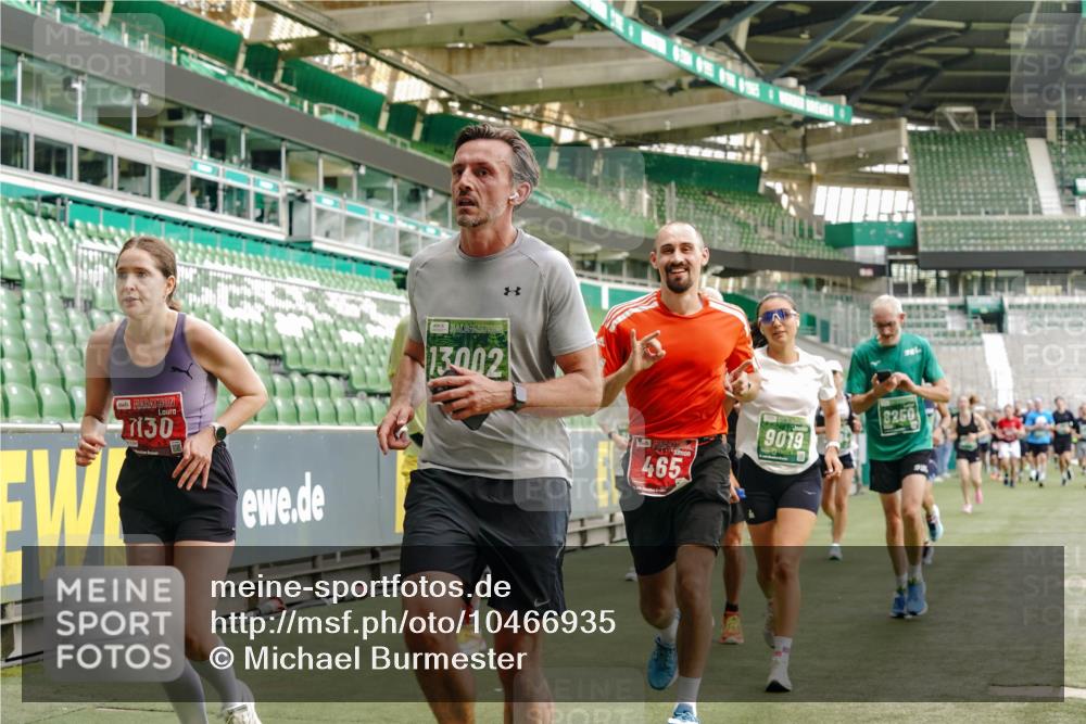 13.09.2026 - 21. swb-Marathon Bremen Michael Burmester http://msf.ph/oto/10466935 13.09.2026 12:57:05 Laufen im Stadion 307, 334, 411, 431, 465, 655, 769, 776, 854, 857, 876, 909, 926, 948, 1010, 1130, 1254, 1535, 1537, 1601, 1750, 1752, 1809, 1881, 1900, 1972, 2001, 2040, 2046, 2051, 2075, 2122, 2260, 2324, 2371, 2402, 2423, 2473, 2493, 2535, 2604, 2634, 2640, 2671, 2761, 2812, 2903, 2904, 2948, 3051, 3078, 3119, 3182, 3202, 3290, 3319, 3348, 3411, 3450, 3458, 3508, 3514, 3634, 3685, 3690, 3760, 3813, 3866, 3939, 4101, 4135, 4171, 4316, 4319, 4413, 4455, 4479, 4733 meine-sportfotos.de