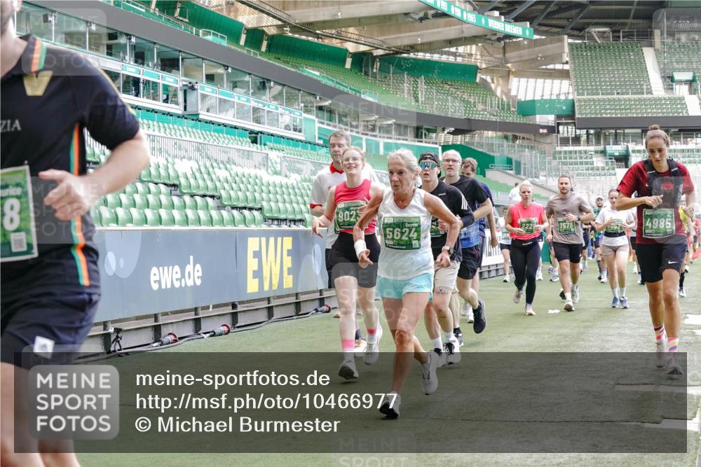 13.09.2026 - 21. swb-Marathon Bremen Michael Burmester http://msf.ph/oto/10466977 13.09.2026 13:13:32 Laufen im Stadion 118, 183, 270, 278, 349, 460, 514, 576, 600, 631, 695, 702, 768, 933, 950, 956, 1005, 1143, 1286, 1334, 1392, 1408, 1426, 1573, 1596, 1641, 1991, 2005, 2024, 2035, 2079, 2233, 2264, 2336, 2387, 2398, 2412, 2439, 2457, 2461, 2478, 2505, 2521, 2540, 2564, 2612, 2665, 2684, 2693, 2765, 2773, 2792, 2815, 2816, 2829, 2860, 2884, 2887, 2895, 2921, 2963, 2966, 2972, 2975, 3016, 3111, 3143, 3155, 3209, 3253, 3277, 3293, 3304, 3313, 3378, 3405, 3428, 3434, 3653, 3661 meine-sportfotos.de