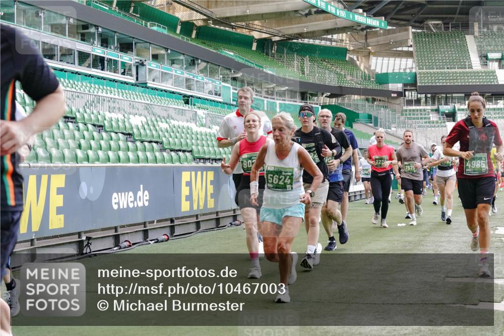 13.09.2026 - 21. swb-Marathon Bremen Michael Burmester http://msf.ph/oto/10467003 13.09.2026 13:13:32 Laufen im Stadion 118, 183, 270, 278, 349, 460, 514, 576, 600, 631, 695, 702, 768, 933, 950, 956, 1005, 1143, 1286, 1334, 1392, 1408, 1426, 1573, 1596, 1641, 1991, 2005, 2024, 2035, 2079, 2233, 2264, 2336, 2387, 2398, 2412, 2439, 2457, 2461, 2478, 2505, 2521, 2540, 2564, 2612, 2665, 2684, 2693, 2765, 2773, 2792, 2815, 2816, 2829, 2860, 2884, 2887, 2895, 2921, 2963, 2966, 2972, 2975, 3016, 3111, 3143, 3155, 3209, 3253, 3277, 3293, 3304, 3313, 3378, 3405, 3428, 3434, 3653, 3661 meine-sportfotos.de