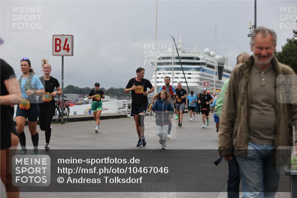 13.09.2026 - Kiel Lauf Andreas Tolksdorf http://msf.ph/oto/10467046 13.09.2026 12:07:37 Kiellinie 9890, 4, 10281, 3 meine-sportfotos.de