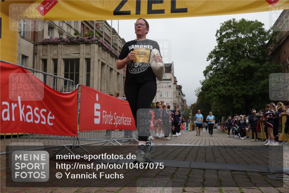 13.09.2026 - Kiel Lauf Yannick Fuchs http://msf.ph/oto/10467075 13.09.2026 10:02:45 Ziel 2288, 3273, 6494, 129, 565, 3131, 3917, 4135, 4673, 8297, 317, 4135 meine-sportfotos.de