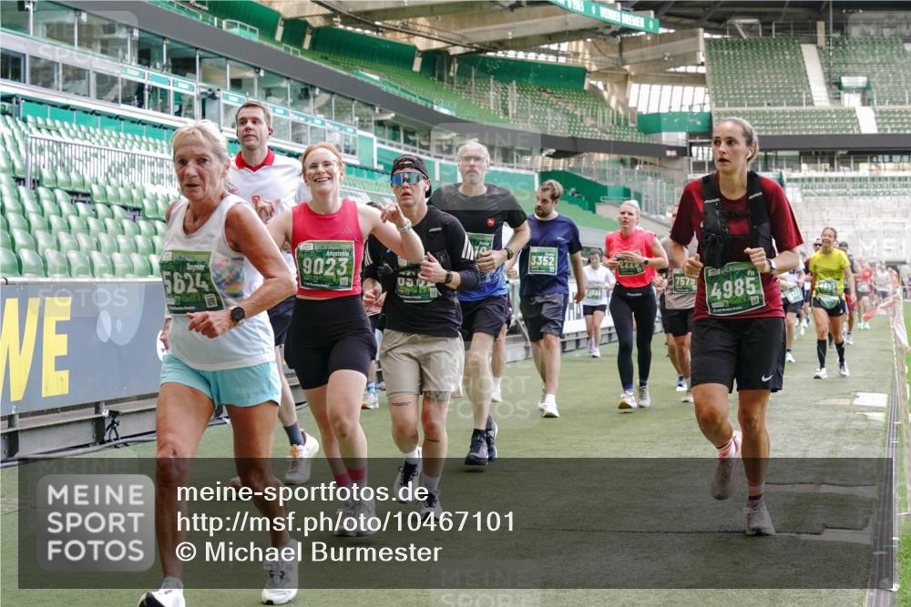 13.09.2026 - 21. swb-Marathon Bremen Michael Burmester http://msf.ph/oto/10467101 13.09.2026 13:13:33 Laufen im Stadion 118, 183, 270, 278, 349, 460, 514, 576, 600, 631, 695, 702, 768, 933, 950, 956, 1005, 1143, 1286, 1334, 1392, 1408, 1426, 1573, 1596, 1641, 1991, 2005, 2024, 2035, 2079, 2233, 2264, 2336, 2387, 2398, 2412, 2439, 2457, 2461, 2478, 2505, 2521, 2540, 2564, 2612, 2665, 2684, 2693, 2765, 2773, 2792, 2815, 2816, 2829, 2860, 2884, 2887, 2895, 2921, 2963, 2966, 2972, 2975, 3016, 3111, 3143, 3155, 3209, 3253, 3277, 3293, 3304, 3313, 3378, 3405, 3428, 3434, 3653, 3661 meine-sportfotos.de