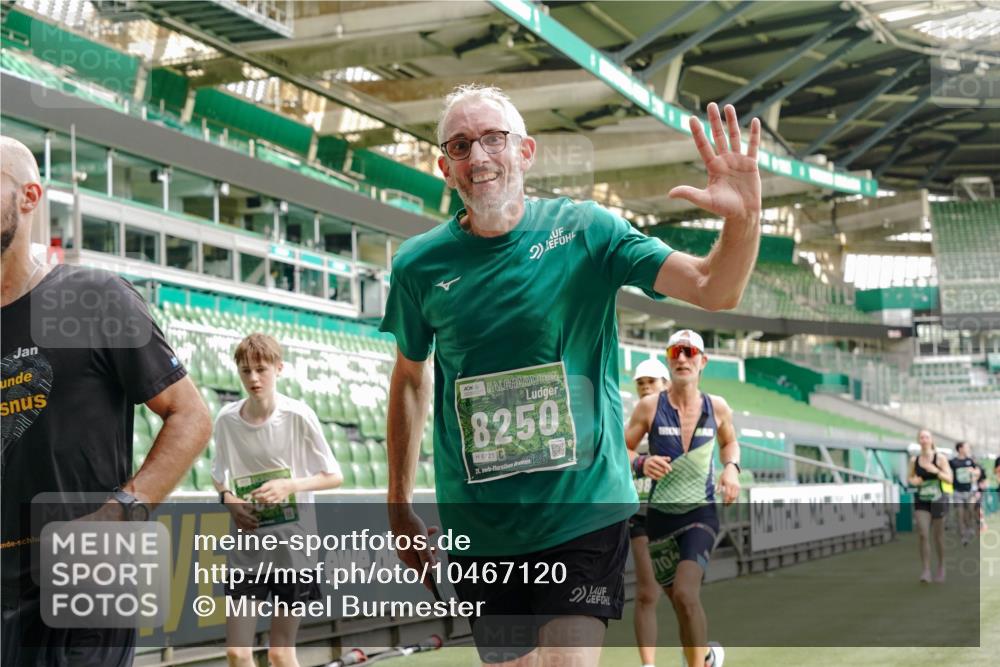 13.09.2026 - 21. swb-Marathon Bremen Michael Burmester http://msf.ph/oto/10467120 13.09.2026 12:57:08 Laufen im Stadion 307, 334, 411, 431, 465, 655, 769, 776, 854, 857, 876, 909, 926, 948, 1010, 1130, 1254, 1535, 1537, 1601, 1750, 1752, 1809, 1881, 1900, 1972, 2001, 2040, 2046, 2051, 2075, 2122, 2260, 2324, 2371, 2402, 2423, 2473, 2493, 2535, 2604, 2634, 2640, 2671, 2761, 2812, 2903, 2904, 2948, 3051, 3078, 3119, 3182, 3202, 3290, 3319, 3348, 3411, 3450, 3458, 3508, 3514, 3634, 3685, 3690, 3760, 3813, 3866, 3939, 4101, 4135, 4171, 4316, 4319, 4455, 4479, 4733 meine-sportfotos.de