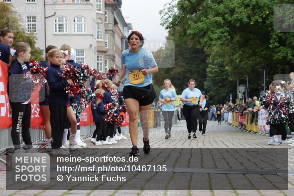 13.09.2026 - Kiel Lauf Yannick Fuchs http://msf.ph/oto/10467135 13.09.2026 10:03:04 Ziel 317, 8249, 565, 2288, 3131, 3273, 6494, 6553, 11629, 11633, 129, 3131, 4673, 8297 meine-sportfotos.de