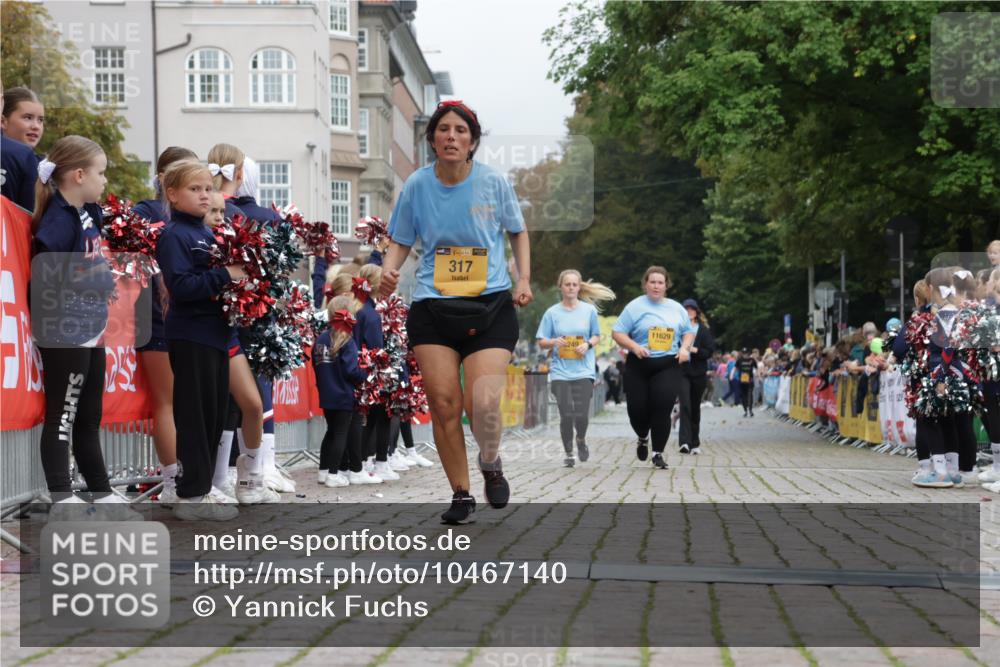 13.09.2026 - Kiel Lauf Yannick Fuchs http://msf.ph/oto/10467140 13.09.2026 10:03:04 Ziel 317, 8249, 565, 2288, 3131, 3273, 6494, 6553, 11629, 11633, 129, 3131, 4673, 8297 meine-sportfotos.de