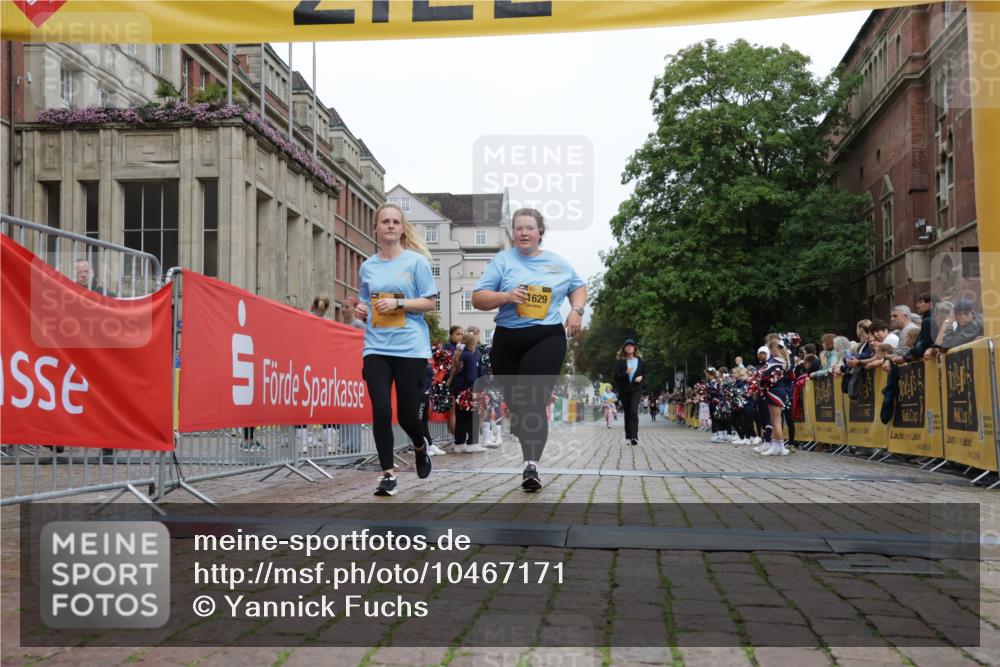 13.09.2026 - Kiel Lauf Yannick Fuchs http://msf.ph/oto/10467171 13.09.2026 10:03:14 Ziel 6553, 8249, 11629, 317, 2288, 3273, 6494, 11633, 565, 2288 meine-sportfotos.de