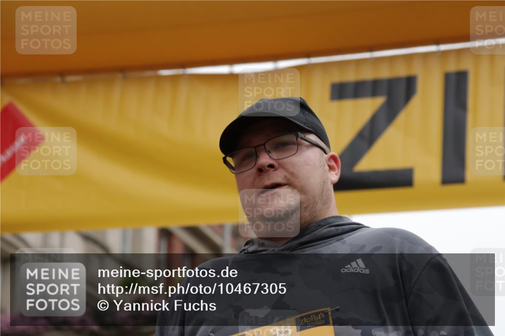 13.09.2026 - Kiel Lauf Yannick Fuchs http://msf.ph/oto/10467305 13.09.2026 10:04:19 Ziel 8443, 4360, 8447, 8982, 11602, 543, 4360, 8447, 8982, 11602 meine-sportfotos.de