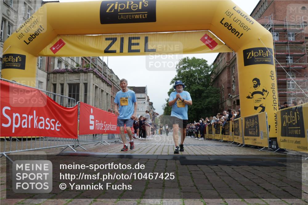 13.09.2026 - Kiel Lauf Yannick Fuchs http://msf.ph/oto/10467425 13.09.2026 10:05:21 Ziel 5050, 11874, 5493, 5495, 4295, 6219, 10456, 10457 meine-sportfotos.de