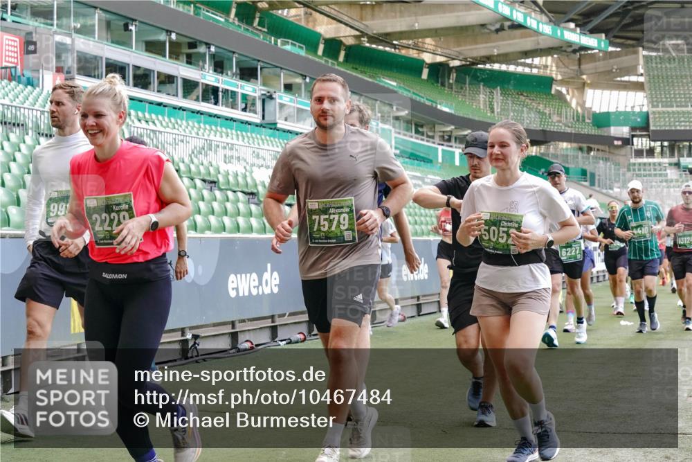13.09.2026 - 21. swb-Marathon Bremen Michael Burmester http://msf.ph/oto/10467484 13.09.2026 13:13:37 Laufen im Stadion 118, 183, 270, 278, 349, 460, 514, 576, 600, 631, 695, 702, 768, 933, 950, 956, 1005, 1143, 1286, 1334, 1392, 1408, 1426, 1573, 1596, 1641, 1991, 2005, 2024, 2035, 2079, 2233, 2264, 2336, 2387, 2412, 2439, 2457, 2461, 2478, 2505, 2521, 2540, 2564, 2612, 2665, 2684, 2693, 2765, 2773, 2792, 2815, 2816, 2829, 2860, 2884, 2887, 2895, 2921, 2963, 2966, 2972, 2975, 3016, 3111, 3143, 3155, 3209, 3253, 3277, 3293, 3304, 3313, 3378, 3405, 3428, 3434, 3653, 3661 meine-sportfotos.de