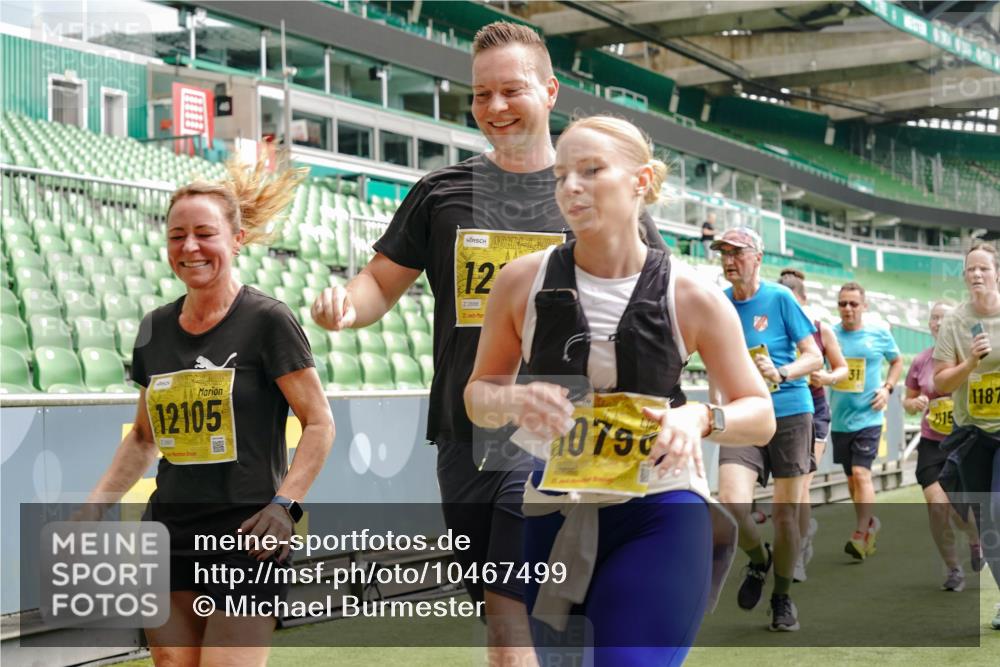 13.09.2026 - 21. swb-Marathon Bremen Michael Burmester http://msf.ph/oto/10467499 13.09.2026 10:35:54 Laufen im Stadion 10093, 10144, 10147, 10152, 10157, 10160, 10173, 10175, 10181, 10182, 10185, 10187, 10195, 10245, 10251, 10257, 10263, 10272, 10275, 10278, 10291, 10306, 10309, 10338, 10357, 10367, 10368, 10369, 10377, 10382, 10390, 10403, 10409, 10411, 10420, 10427, 10429, 10439, 10473, 10477, 10481, 10485, 10492, 10528, 10531, 10559, 10560, 10569, 10607, 10617, 10636, 10639, 10669, 10671, 10672, 10677, 10715, 10928, 11162, 11803, 11965, 10146, 10222 meine-sportfotos.de