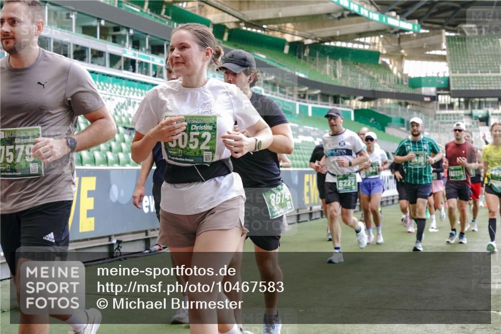 13.09.2026 - 21. swb-Marathon Bremen Michael Burmester http://msf.ph/oto/10467583 13.09.2026 13:13:38 Laufen im Stadion 118, 183, 270, 278, 349, 460, 514, 576, 600, 631, 695, 702, 768, 933, 950, 956, 1005, 1143, 1286, 1334, 1392, 1408, 1426, 1573, 1596, 1641, 1991, 2005, 2024, 2035, 2079, 2233, 2264, 2387, 2412, 2439, 2457, 2461, 2478, 2505, 2521, 2540, 2564, 2612, 2665, 2684, 2693, 2765, 2773, 2792, 2815, 2816, 2829, 2860, 2884, 2887, 2895, 2921, 2963, 2966, 2972, 2975, 3016, 3111, 3155, 3209, 3253, 3277, 3293, 3304, 3313, 3378, 3405, 3428, 3434, 3653, 3661 meine-sportfotos.de