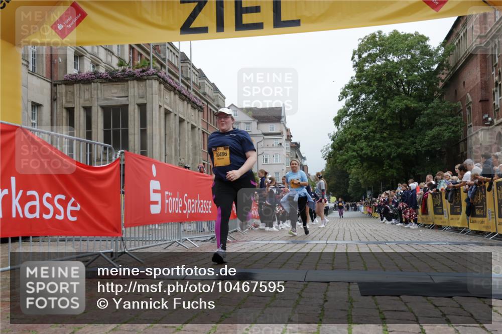 13.09.2026 - Kiel Lauf Yannick Fuchs http://msf.ph/oto/10467595 13.09.2026 10:06:00 Ziel 6850, 10466, 4295, 6219, 10456, 10457, 11398 meine-sportfotos.de
