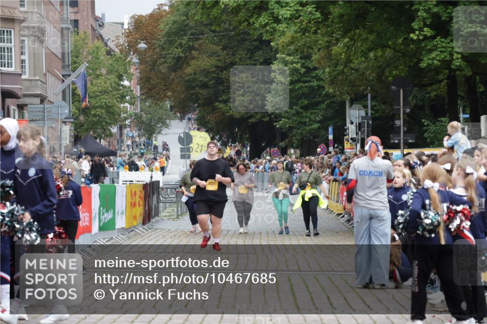 13.09.2026 - Kiel Lauf Yannick Fuchs http://msf.ph/oto/10467685 13.09.2026 10:07:17 Ziel 2237 meine-sportfotos.de