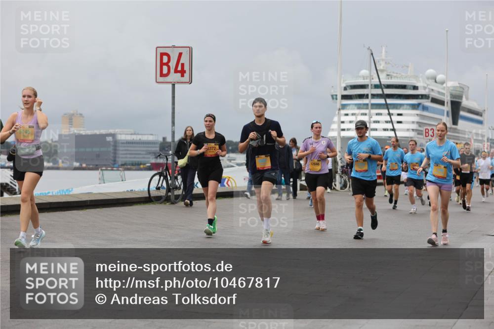 13.09.2026 - Kiel Lauf Andreas Tolksdorf http://msf.ph/oto/10467817 13.09.2026 12:08:14 Kiellinie 5145, 4, 6372, 12846, 3 meine-sportfotos.de