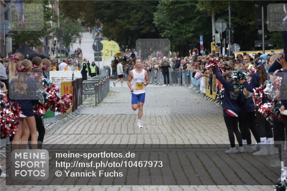 13.09.2026 - Kiel Lauf Yannick Fuchs http://msf.ph/oto/10467973 13.09.2026 10:17:46 Ziel 11389, 364 meine-sportfotos.de