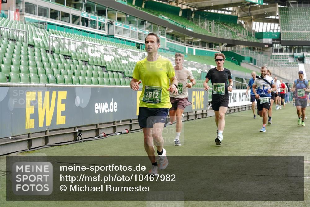 13.09.2026 - 21. swb-Marathon Bremen Michael Burmester http://msf.ph/oto/10467982 13.09.2026 12:57:29 Laufen im Stadion 141, 307, 334, 431, 511, 672, 769, 776, 789, 790, 857, 876, 909, 926, 948, 1010, 1119, 1130, 1191, 1199, 1254, 1535, 1601, 1647, 1752, 1809, 1881, 1900, 1933, 1972, 2001, 2040, 2046, 2051, 2075, 2324, 2371, 2397, 2402, 2423, 2473, 2493, 2535, 2634, 2640, 2671, 2761, 2812, 2903, 2904, 2948, 3051, 3078, 3119, 3138, 3148, 3182, 3186, 3202, 3290, 3319, 3338, 3348, 3450, 3458, 3514, 3534, 3634, 3655, 3685, 3690, 3695, 3760, 3813, 3866, 3933, 3939, 4101, 4171, 4316, 4319, 4455 meine-sportfotos.de