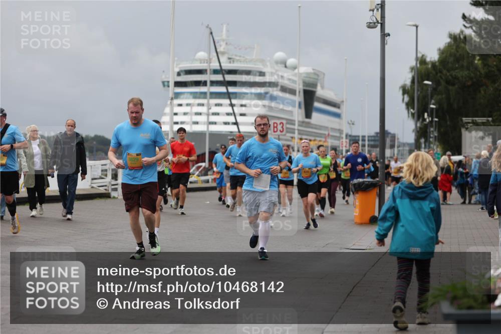 13.09.2026 - Kiel Lauf Andreas Tolksdorf http://msf.ph/oto/10468142 13.09.2026 12:08:30 Kiellinie 8629, 3, 828 meine-sportfotos.de