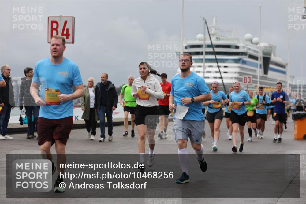 13.09.2026 - Kiel Lauf Andreas Tolksdorf http://msf.ph/oto/10468256 13.09.2026 12:08:33 Kiellinie 4, 8629, 1112, 7109, 3 meine-sportfotos.de