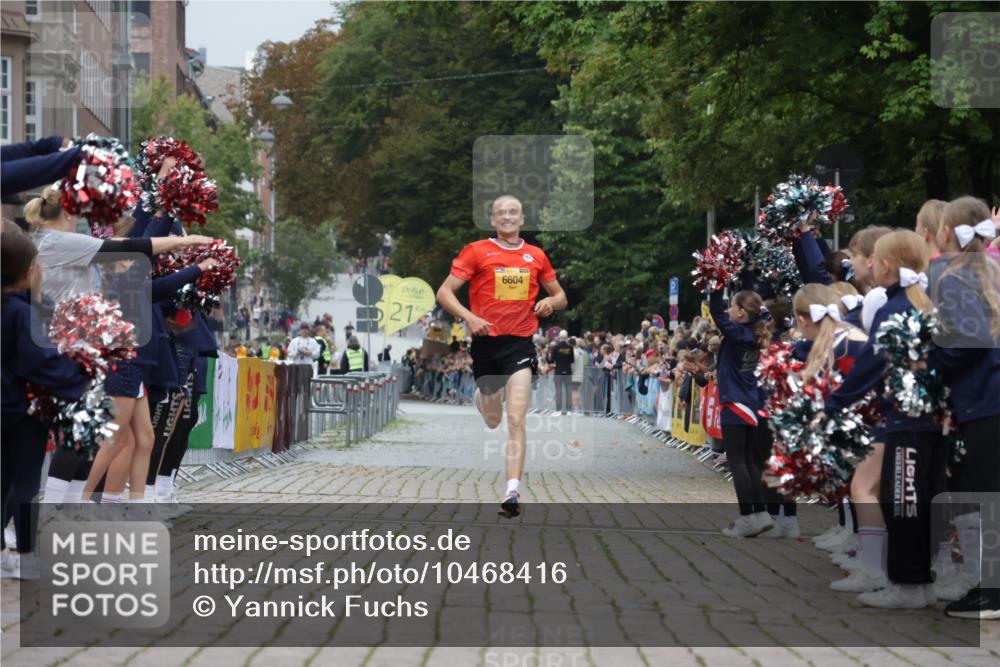 13.09.2026 - Kiel Lauf Yannick Fuchs http://msf.ph/oto/10468416 13.09.2026 10:18:56 Ziel 2539, 6604 meine-sportfotos.de