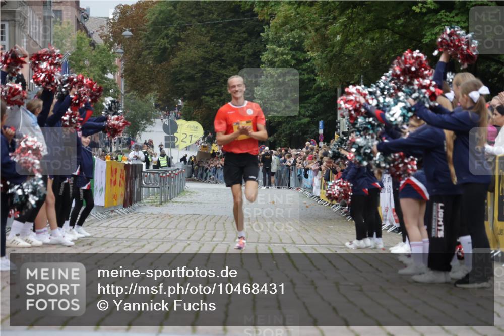 13.09.2026 - Kiel Lauf Yannick Fuchs http://msf.ph/oto/10468431 13.09.2026 10:18:56 Ziel 2539, 6604 meine-sportfotos.de