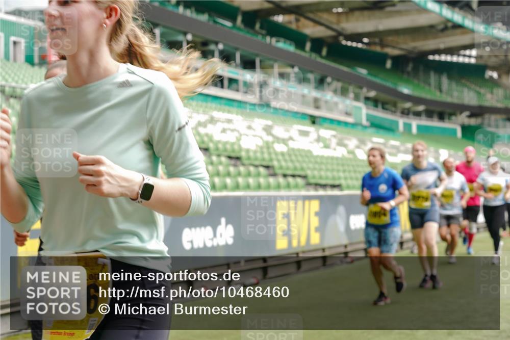 13.09.2026 - 21. swb-Marathon Bremen Michael Burmester http://msf.ph/oto/10468460 13.09.2026 10:36:04 Laufen im Stadion 10092, 10093, 10144, 10152, 10153, 10154, 10157, 10160, 10173, 10175, 10181, 10182, 10185, 10187, 10195, 10198, 10237, 10245, 10251, 10257, 10263, 10272, 10275, 10278, 10291, 10296, 10306, 10309, 10338, 10357, 10367, 10368, 10369, 10377, 10382, 10390, 10403, 10409, 10411, 10420, 10427, 10429, 10439, 10473, 10477, 10481, 10485, 10492, 10497, 10528, 10531, 10559, 10560, 10569, 10607, 10613, 10617, 10633, 10636, 10647, 10648, 10671, 10672, 10677, 10715, 10928 meine-sportfotos.de