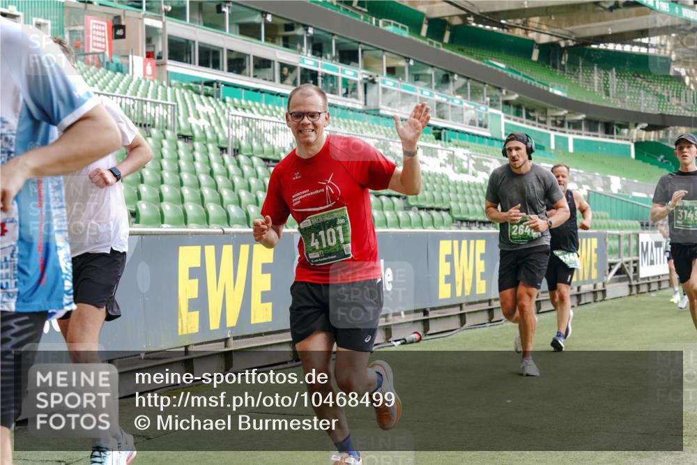13.09.2026 - 21. swb-Marathon Bremen Michael Burmester http://msf.ph/oto/10468499 13.09.2026 12:57:40 Laufen im Stadion 141, 334, 431, 511, 672, 769, 776, 789, 790, 857, 876, 909, 948, 1010, 1119, 1130, 1191, 1199, 1254, 1281, 1535, 1601, 1642, 1647, 1752, 1809, 1881, 1900, 1931, 1933, 1972, 2001, 2040, 2046, 2051, 2075, 2324, 2343, 2371, 2397, 2402, 2423, 2425, 2473, 2493, 2634, 2640, 2671, 2761, 2812, 2903, 2904, 3051, 3078, 3138, 3148, 3182, 3186, 3202, 3319, 3338, 3450, 3458, 3514, 3534, 3560, 3634, 3655, 3685, 3690, 3695, 3760, 3813, 3866, 3933, 3939, 4101, 4316, 4319 meine-sportfotos.de